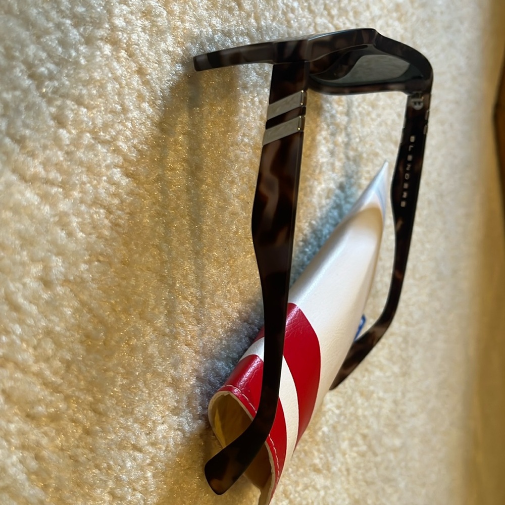 Blenders Sunglasses - Picture 3 of 5